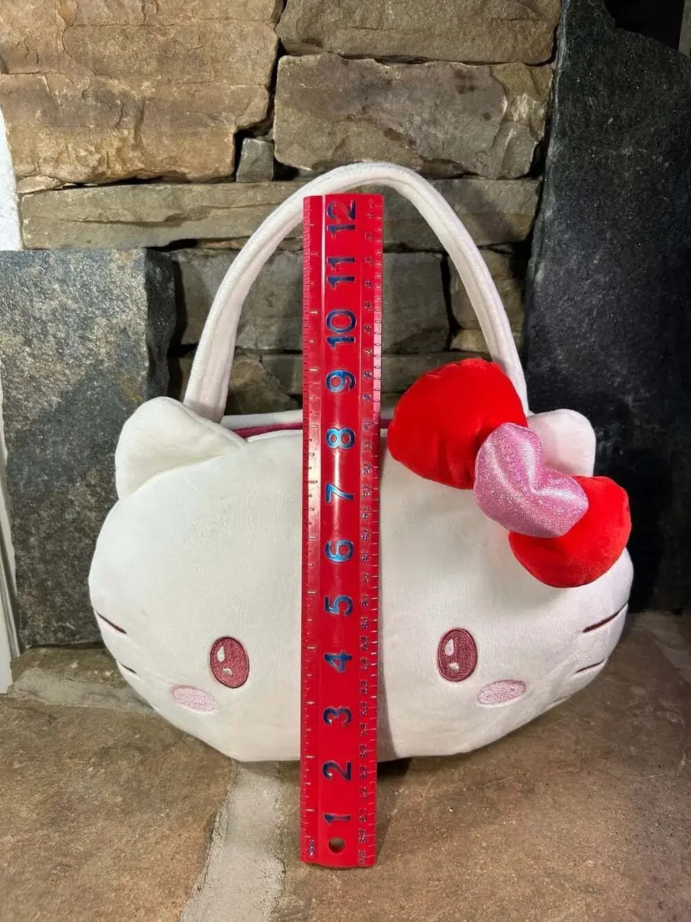Hello Kitty Sanrio White with pink eyes and red bow plush purse